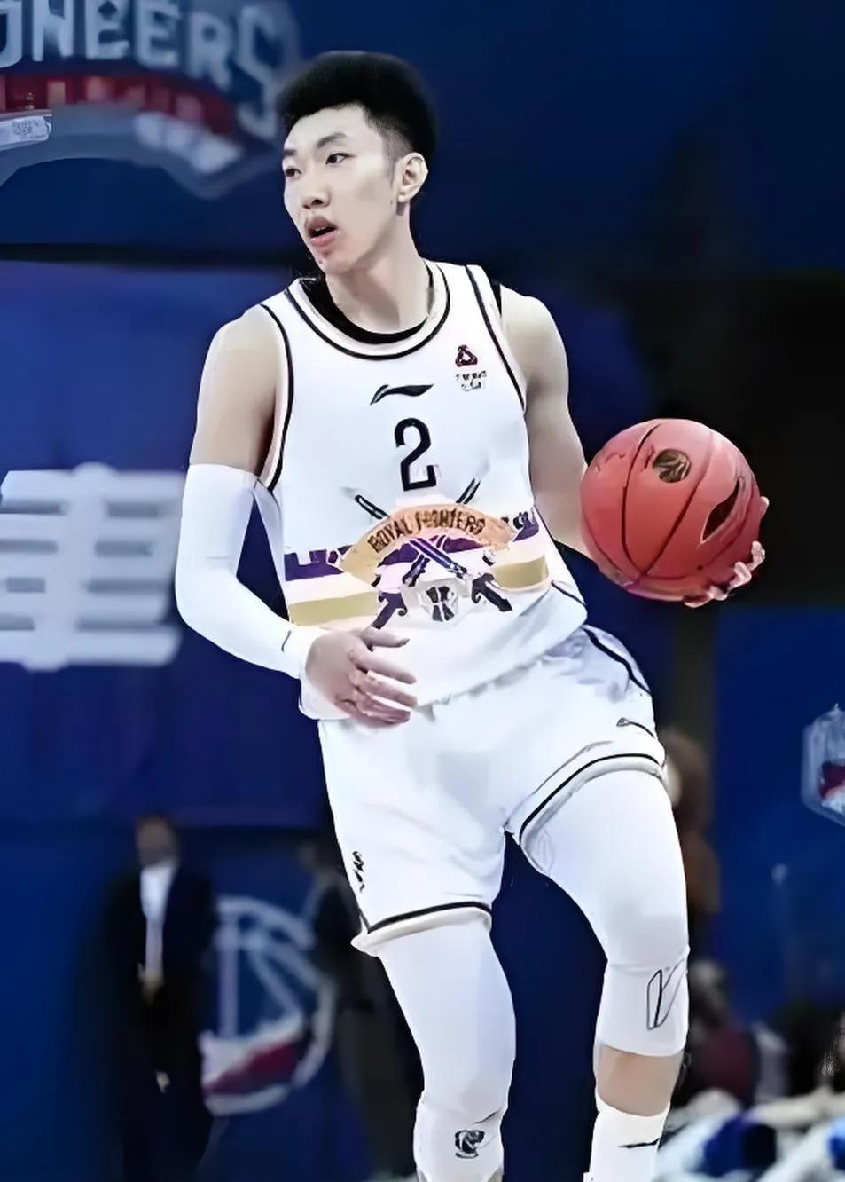 亚博-山东男篮围绕NBA常规赛篮板制胜托特纳姆远射贴柱备战国王杯，Ning在美国队比赛中夺冠直接炸裂的简单介绍